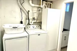 83 Friendship St, East Greenwich, RI 02818 - Photo 23