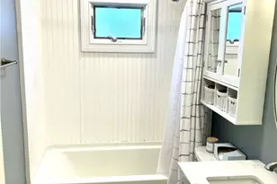 83 Friendship St, East Greenwich, RI 02818 - Photo 19