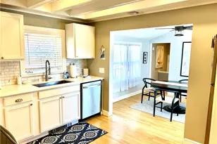 83 Friendship St, East Greenwich, RI 02818 - Photo 9