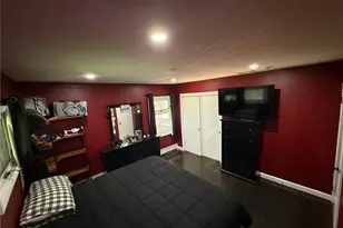 19 S Long St, Johnston, RI 02919 - Photo 9