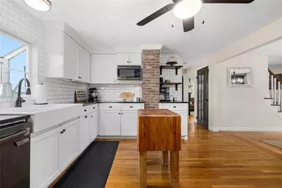 399 Brown Street, East Providence, RI 02914 - Photo 11