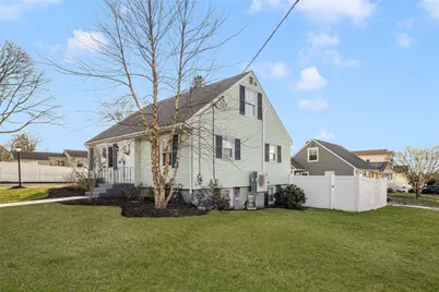 399 Brown Street, East Providence, RI 02914 - Photo 37