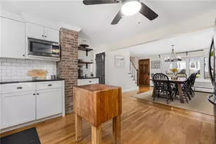 399 Brown St, East Providence, RI 02914 - Photo 9