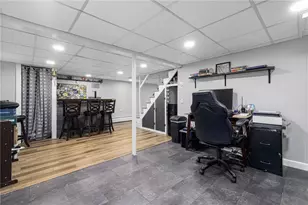 399 Brown St, East Providence, RI 02914 - Photo 27