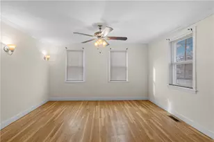 596 Metacom Ave, Warren, RI 02885 - Photo 1