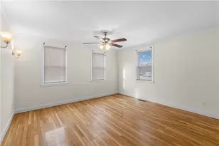 596 Metacom Ave, Warren, RI 02885 - Photo 5