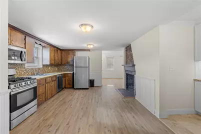 596 Metacom Avenue, Warren, RI 02885 - Photo 7