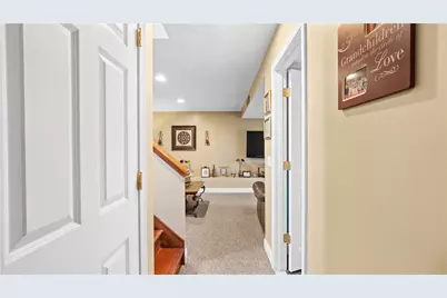 9 Kenneth Avenue, Warwick, RI 02886 - Photo 21