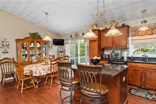 9 Kenneth Ave, Warwick, RI 02886 - Photo 3