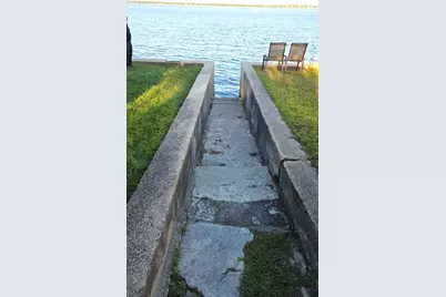 35 Transit Street, Warwick, RI 02889 - Photo 23