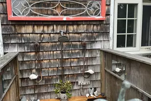 7 Blvd East Blvd, Middletown, RI 02842 - Photo 39