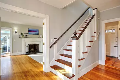7 Angell Court, Providence, RI 02906 - Photo 23