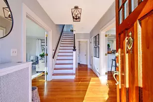 7 Angell Ct, Providence, RI 02906 - Photo 3