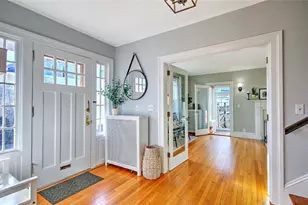 7 Angell Ct, Providence, RI 02906 - Photo 5