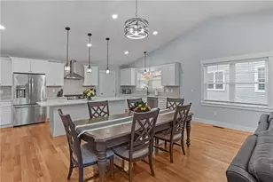 25 Deer Run Xing, Warwick, RI 02818 - Photo 9