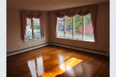 29 Valley Street, Cranston, RI 02920 - Photo 7