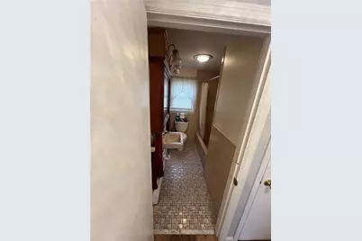 65 Johnson Street #C, Pawtucket, RI 02860 - Photo 5