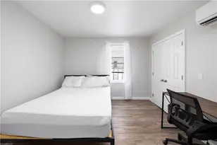 121 Tell St, Providence, RI 02909 - Photo 9