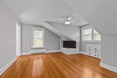 4 Red Cross Avenue #4, Newport, RI 02840 - Photo 17