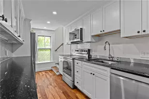 4 Red Cross Ave, Newport, RI 02840 - Photo 29