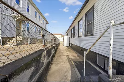 33 Prudence Street, Providence, RI 02909 - Photo 3