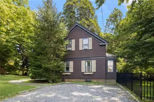 37 Concord Dr, Middletown, RI 02842 - Photo 31