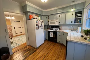 11 Braman St, Newport, RI 02840 - Photo 7