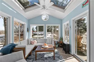 60 Knollwood Cir, North Kingstown, RI 02852 - Photo 7