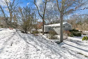 60 Knollwood Cir, North Kingstown, RI 02852 - Photo 21
