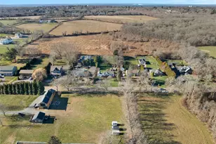 415 Wapping Rd, Portsmouth, RI 02871 - Photo 7