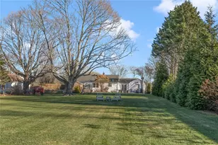 415 Wapping Rd, Portsmouth, RI 02871 - Photo 19