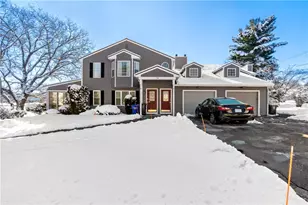 18 Pond Ct, North Providence, RI 02904 - Photo 1