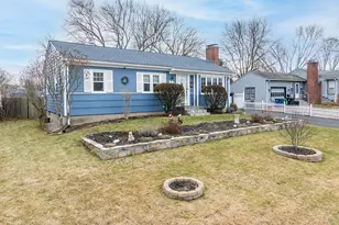 54 Ansonia Rd, Warwick, RI 02889 - Photo 3