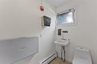 533 Weeden St, Pawtucket, RI 02860 - Photo 11