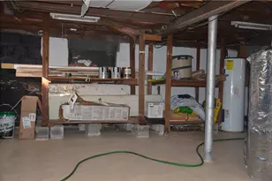 15 Halsey St, Newport, RI 02840 - Photo 33