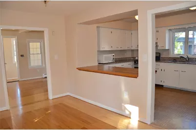 15 Halsey Street, Newport, RI 02840 - Photo 9