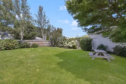 10 Eustis Avenue, Newport, RI 02840 - Photo 41