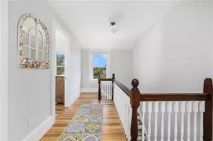 10 Eustis Ave, Newport, RI 02840 - Photo 23
