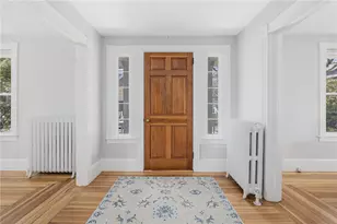10 Eustis Ave, Newport, RI 02840 - Photo 3