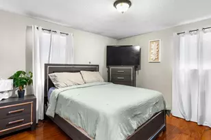 27 Lloyd St, Pawtucket, RI 02860 - Photo 11