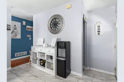 27 Lloyd Street, Pawtucket, RI 02860 - Photo 5