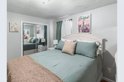 27 Lloyd Street, Pawtucket, RI 02860 - Photo 13