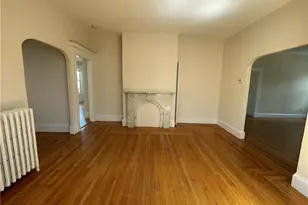 26 Ayrault St, Newport, RI 02840 - Photo 9