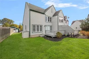 57 Clinton St, Newport, RI 02840 - Photo 35
