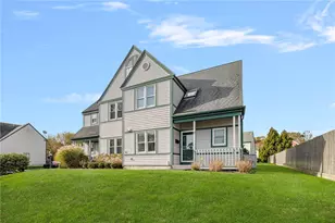 57 Clinton St, Newport, RI 02840 - Photo 1