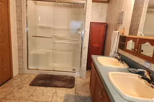 27 Woodward Rd, Lincoln, RI 02865 - Photo 17