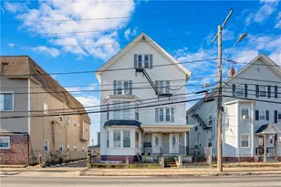 274 Lonsdale Ave, Pawtucket, RI 02860 - Photo 1