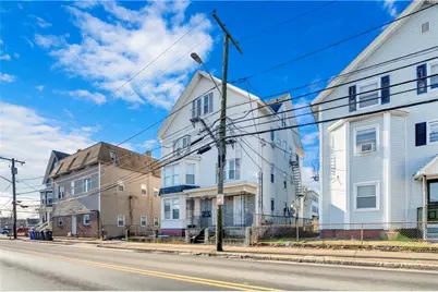 274 Lonsdale Avenue, Pawtucket, RI 02860 - Photo 3