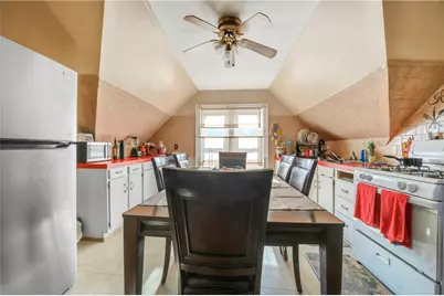 274 Lonsdale Avenue, Pawtucket, RI 02860 - Photo 9