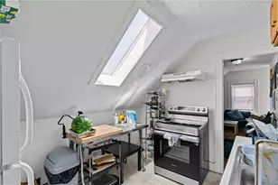 36 Eudora St, Providence, RI 02903 - Photo 33